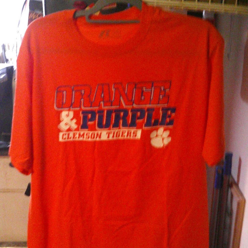 CLASSIC COLLAGE SPORTS TEE SHIRT